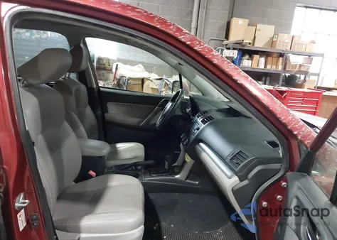 2015 Subaru Forester 2.5I Touring из США, поврежденный, VIN JF2SJAUC2FH413257